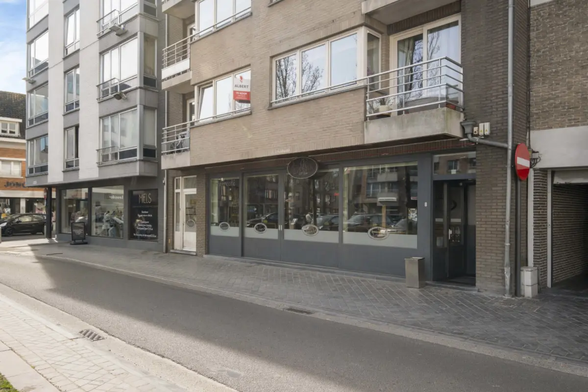 Handelszaak te  koop in Gistel 8470 349000.00€  slaapkamers 160.00m² - Zoekertje 549232