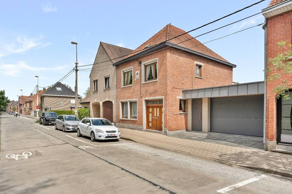 Huis te  koop in Dadizele 8890 299000.00€ 4 slaapkamers 185.00m² - Zoekertje 549781