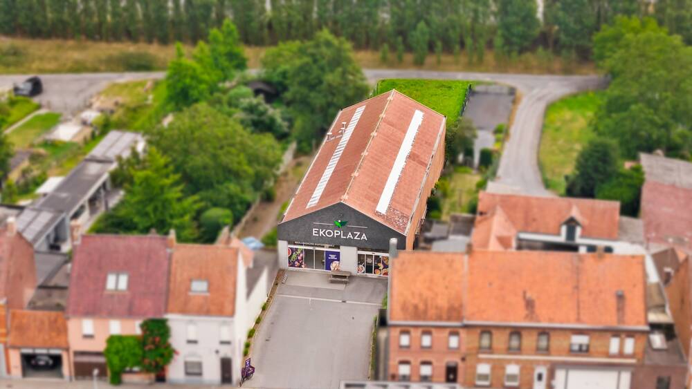 Mixgebouw te  koop in Waregem 8790 685000.00€  slaapkamers 360.00m² - Zoekertje 550306