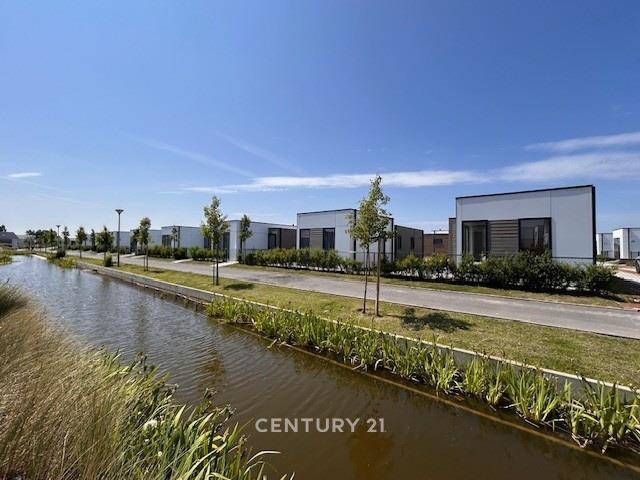 Huis te  koop in Bredene 8450 134000.00€ 2 slaapkamers 65.00m² - Zoekertje 550759