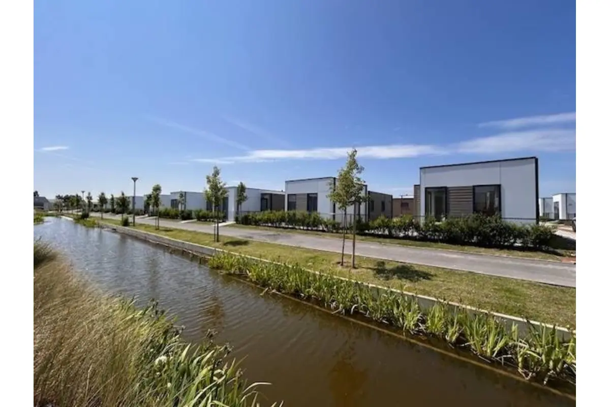 Huis te  koop in Bredene 8450 134000.00€ 2 slaapkamers 65.00m² - Zoekertje 550759