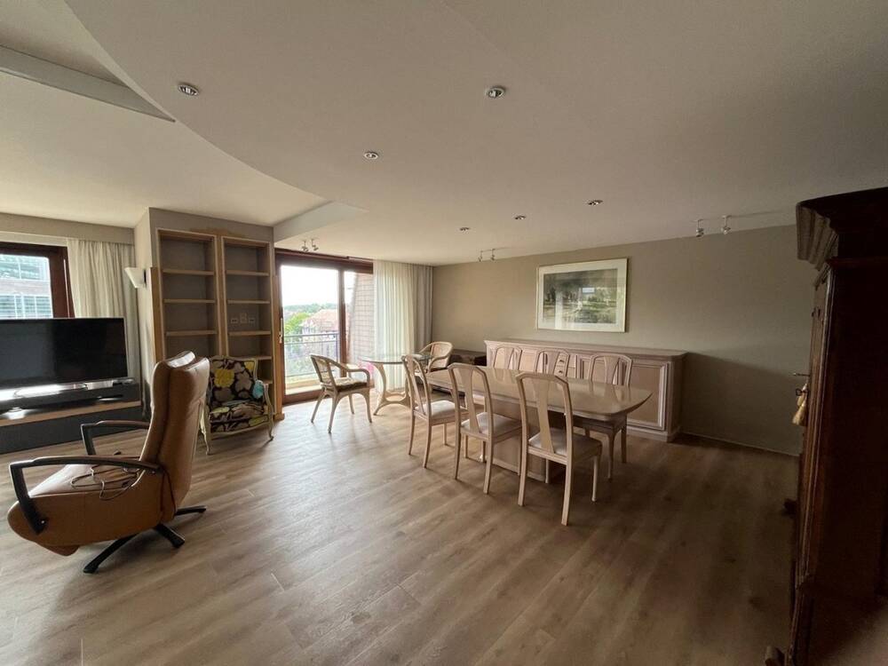 Appartement te huur in Koksijde 8670 1300.00€ 3 slaapkamers m² - Zoekertje 551042