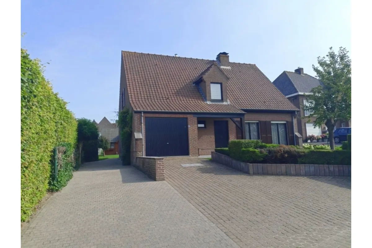 Villa te  koop in Klerken 8650 375000.00€ 3 slaapkamers 203.00m² - Zoekertje 552034