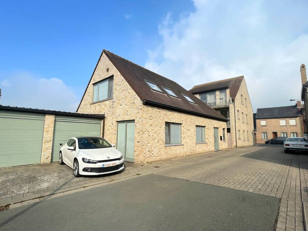 Appartement te  huur in Zonnebeke 8980 610.00€ 2 slaapkamers 117.00m² - Zoekertje 551386