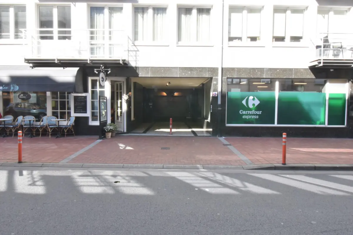 Parking & garage te  koop in Knokke 8300 95000.00€  slaapkamers m² - Zoekertje 551412