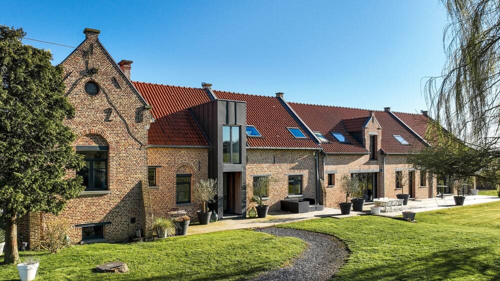 Huis te  koop in Ieper 8900 1650000.00€ 5 slaapkamers 607.00m² - Zoekertje 552732