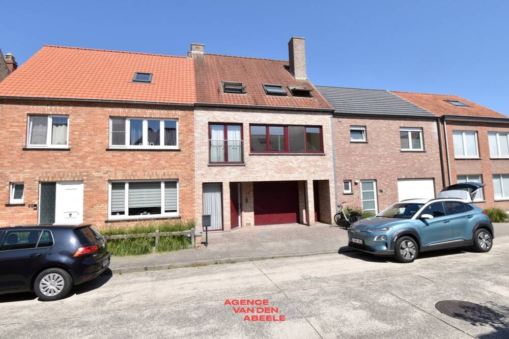 Huis te  huur in Assebroek 8310 1280.00€ 3 slaapkamers m² - Zoekertje 552605