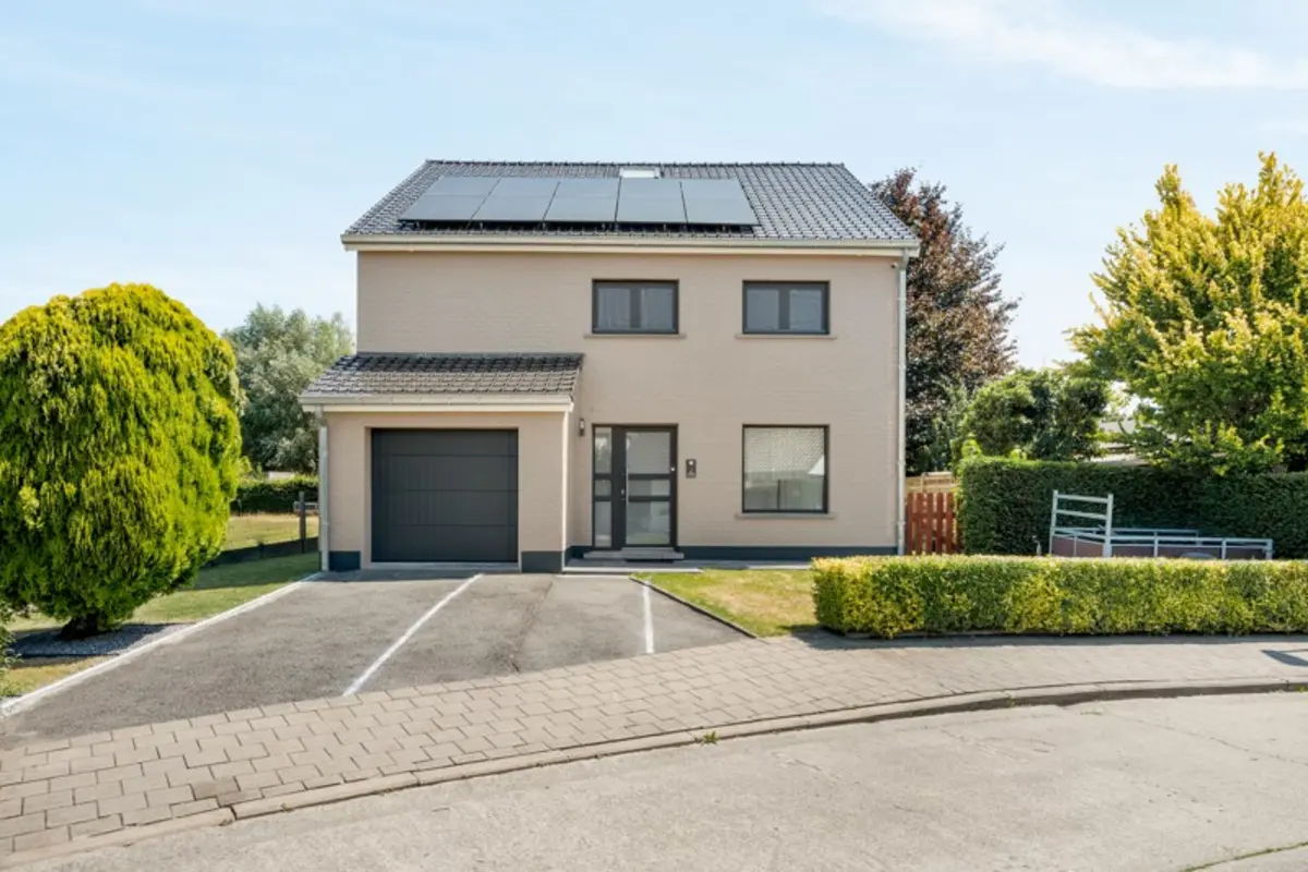 Huis te  koop in Hooglede 8830 469000.00€ 3 slaapkamers 189.00m² - Zoekertje 552300