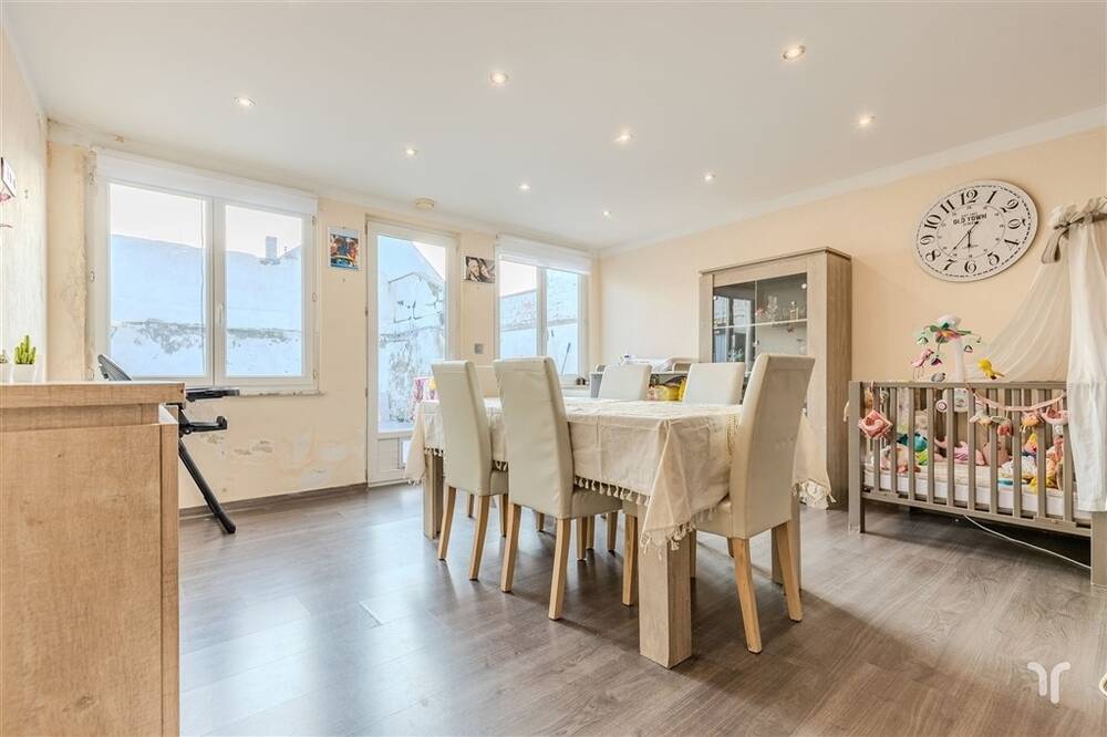 Huis te  koop in Oostende 8400 184000.00€ 3 slaapkamers 125.00m² - Zoekertje 553062