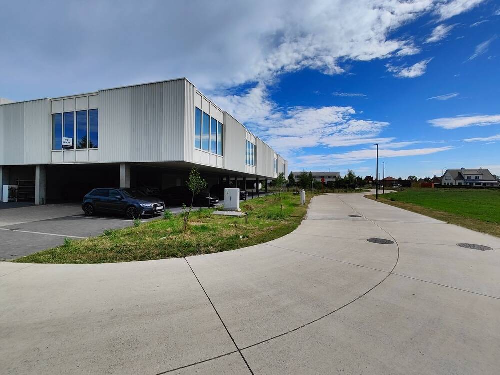 Handelszaak te  huur in Blankenberge 8370 1950.00€  slaapkamers 177.00m² - Zoekertje 552986