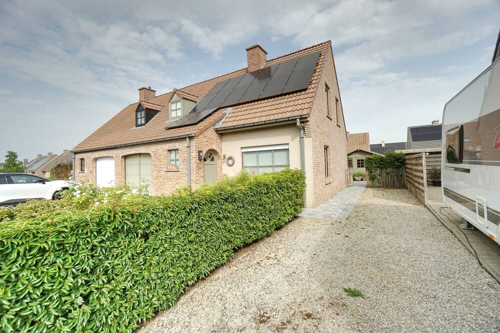 Huis te  koop in Houthulst 8650 299000.00€ 3 slaapkamers 135.00m² - Zoekertje 553910