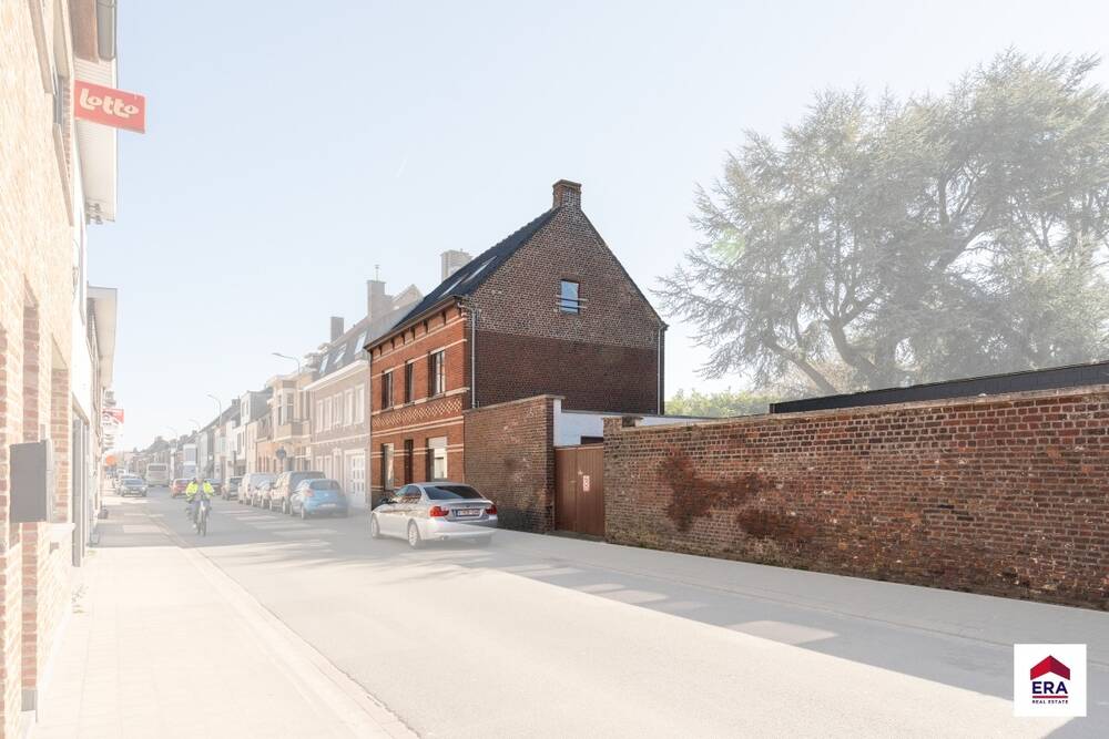 Huis te koop in Tielt 8700 269000.00€ 3 slaapkamers 230.00m² - Zoekertje 553993
