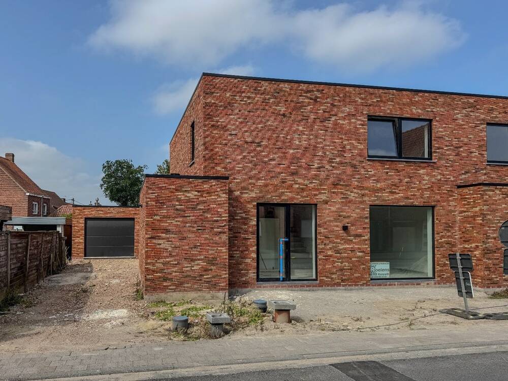 Huis te  huur in Klerken 8650 1100.00€ 3 slaapkamers 180.00m² - Zoekertje 556093