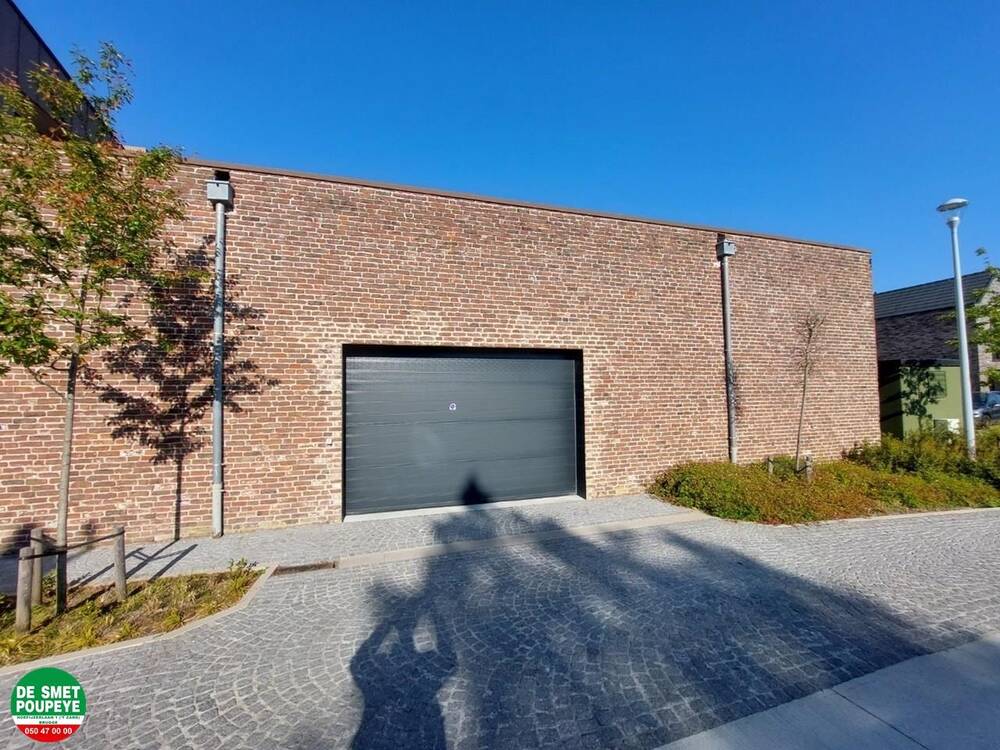 Parking & garage te  huur in Sint-Michiels 8200 60.00€  slaapkamers m² - Zoekertje 555019