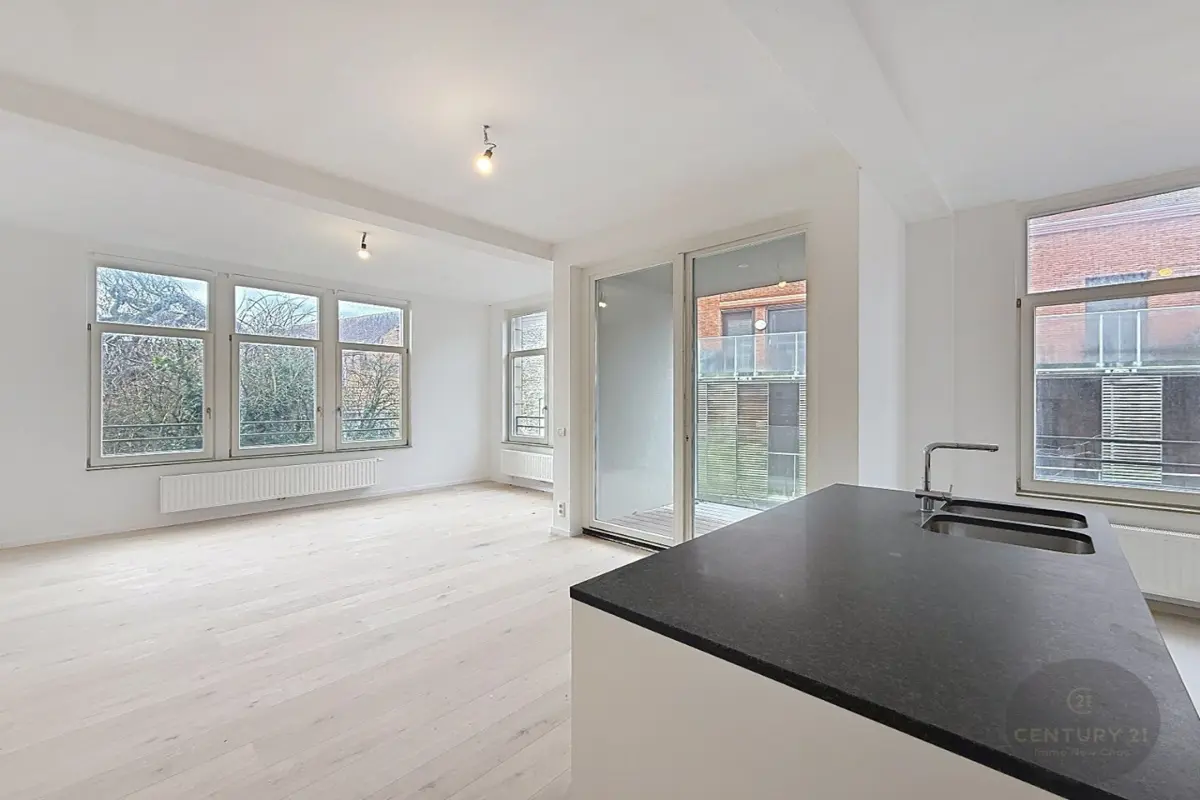 Appartement te  koop in Brugge 8000 349000.00€ 2 slaapkamers 106.00m² - Zoekertje 556970