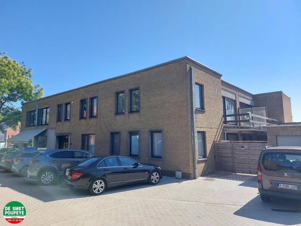Appartement te  huur in Sint-Michiels 8200 820.00€ 2 slaapkamers 93.00m² - Zoekertje 556269