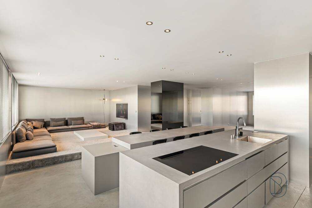 Loft te  koop in Kortrijk 8500 594000.00€ 2 slaapkamers 192.00m² - Zoekertje 557272