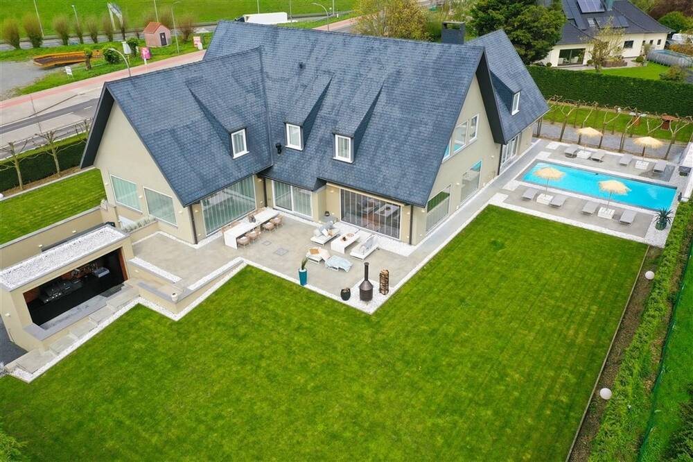 Huis te koop in Kortrijk 8500 1490000.00€ 5 slaapkamers 835.00m² - Zoekertje 557550