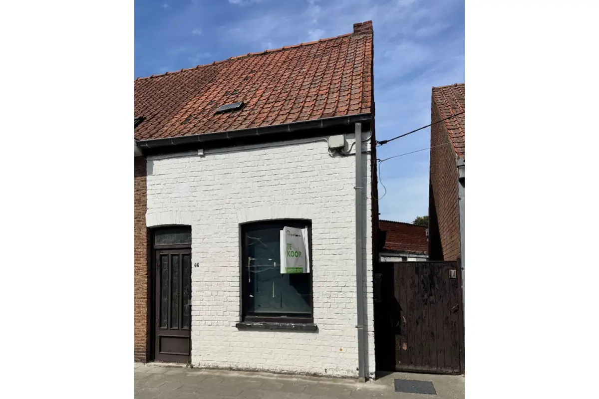 Huis te  koop in Koekelare 8680 89000.00€ 2 slaapkamers m² - Zoekertje 558003