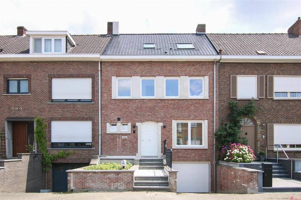 Huis te koop in Kortrijk 8500 540000.00€ 4 slaapkamers m² - Zoekertje 558318