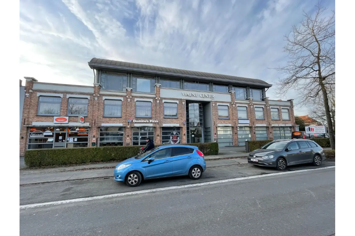 Handelszaak te  koop in Brugge 8000 2590000.00€  slaapkamers 2782.00m² - Zoekertje 557668