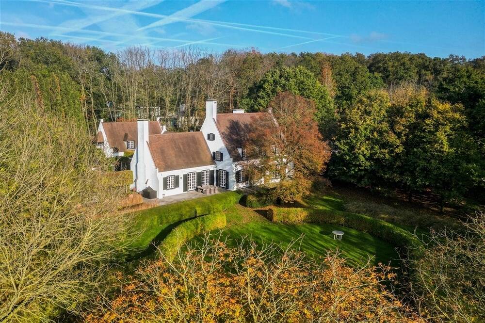 Huis te koop in Kortrijk 8500 0.00€ 4 slaapkamers 394.00m² - Zoekertje 559315