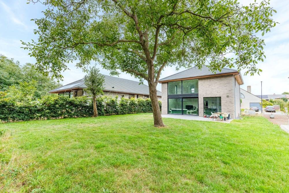 Huis te koop in Sint-Andries 8200 620000.00€ 3 slaapkamers 171.00m² - Zoekertje 558625