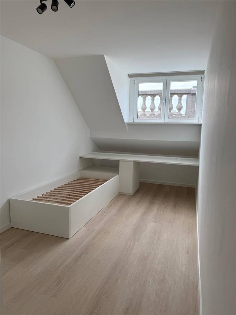 Kot te  huur in Kortrijk 8500 550.00€ 1 slaapkamers 18.00m² - Zoekertje 559362