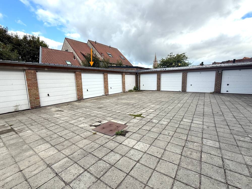 Parking & garage te  koop in Brugge 8000 45000.00€  slaapkamers m² - Zoekertje 559827