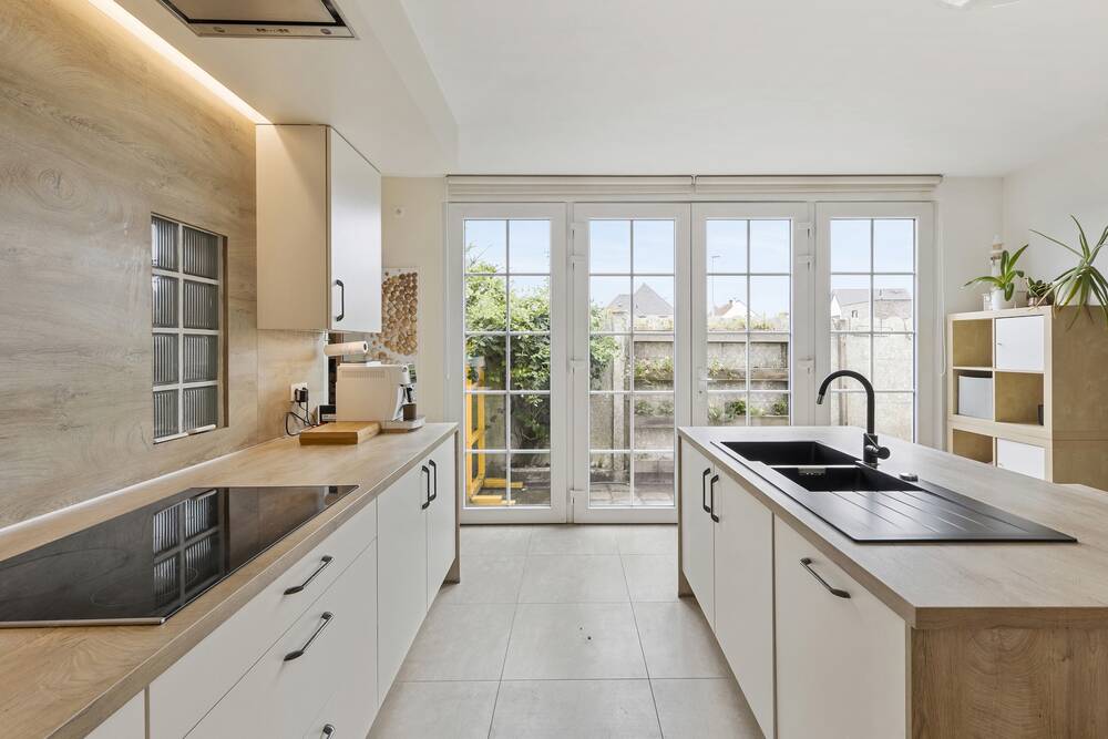 Huis te  koop in Kuurne 8520 340000.00€ 5 slaapkamers 218.00m² - Zoekertje 560655