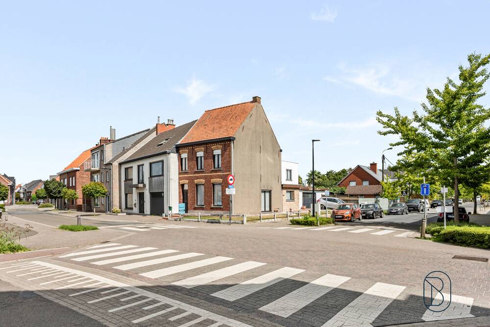 Huis te koop in Sint-Eloois-Vijve 8793 265000.00€ 4 slaapkamers 200.00m² - Zoekertje 560569