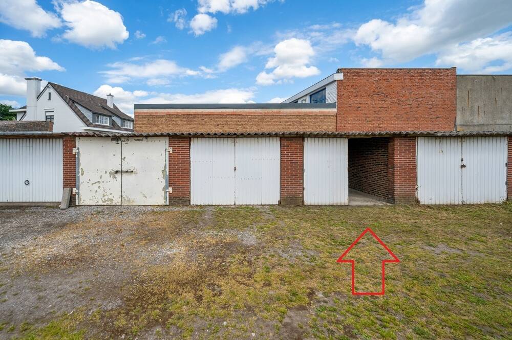 Parking & garage te koop in Harelbeke 8530 15000.00€ slaapkamers m² - Zoekertje 560544