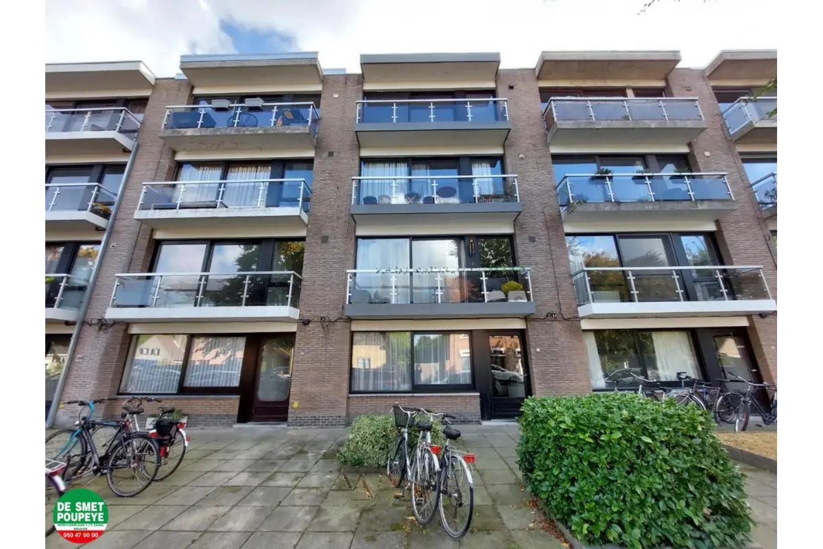 Appartement te  huur in Sint-Andries 8200 750.00€ 2 slaapkamers 84.00m² - Zoekertje 561525