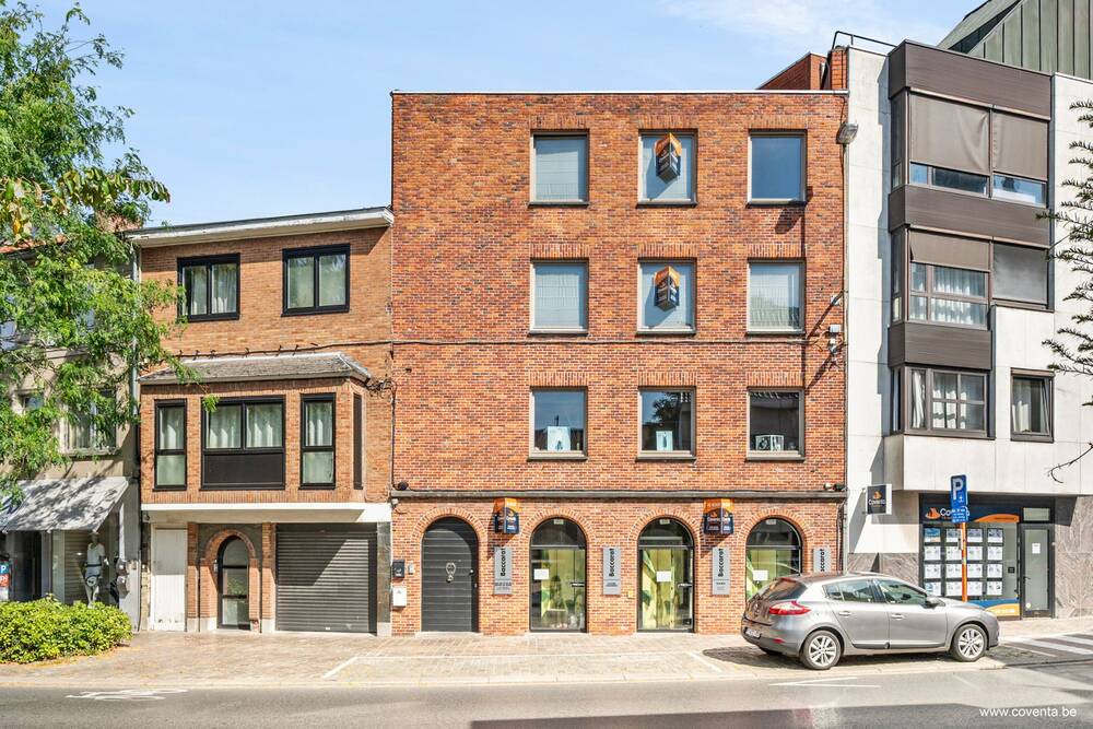 Huis te in Roeselare 8800 330000.00€ 3 slaapkamers 260.00m² - Zoekertje 562134