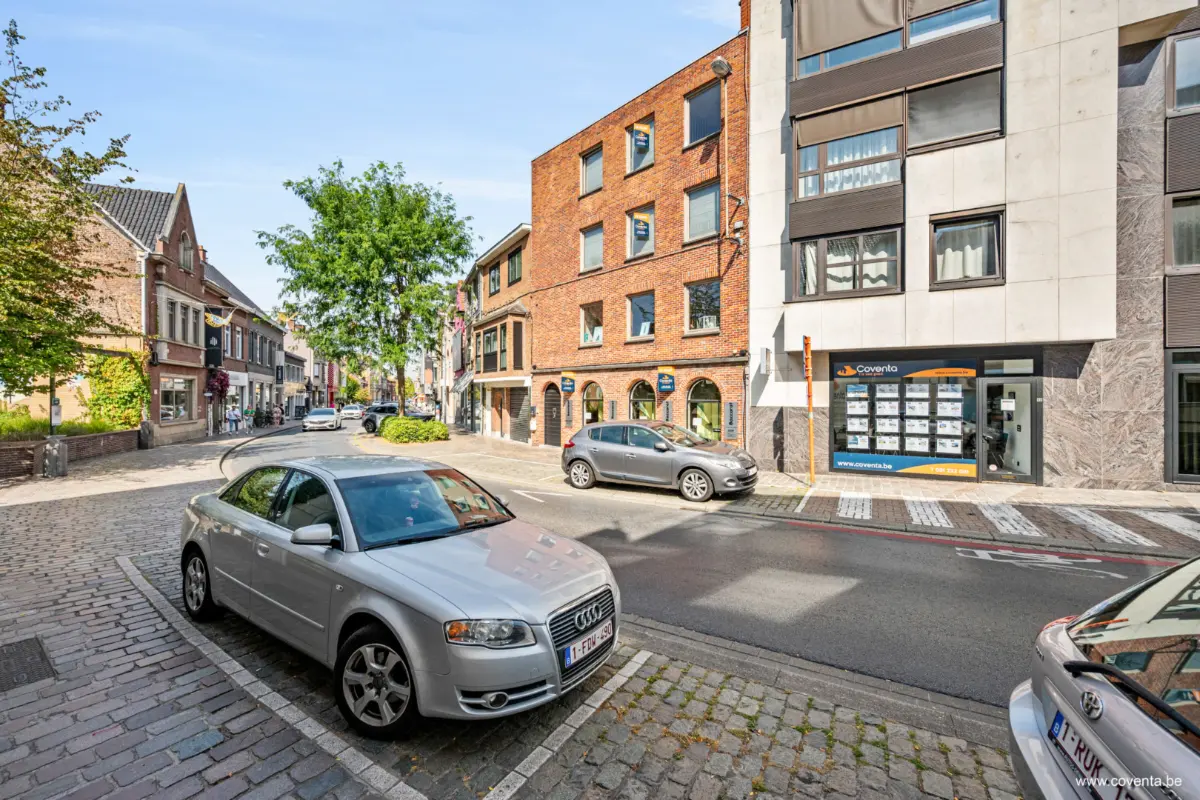 Huis te  in Roeselare 8800 290000.00€ 3 slaapkamers 260.00m² - Zoekertje 562134