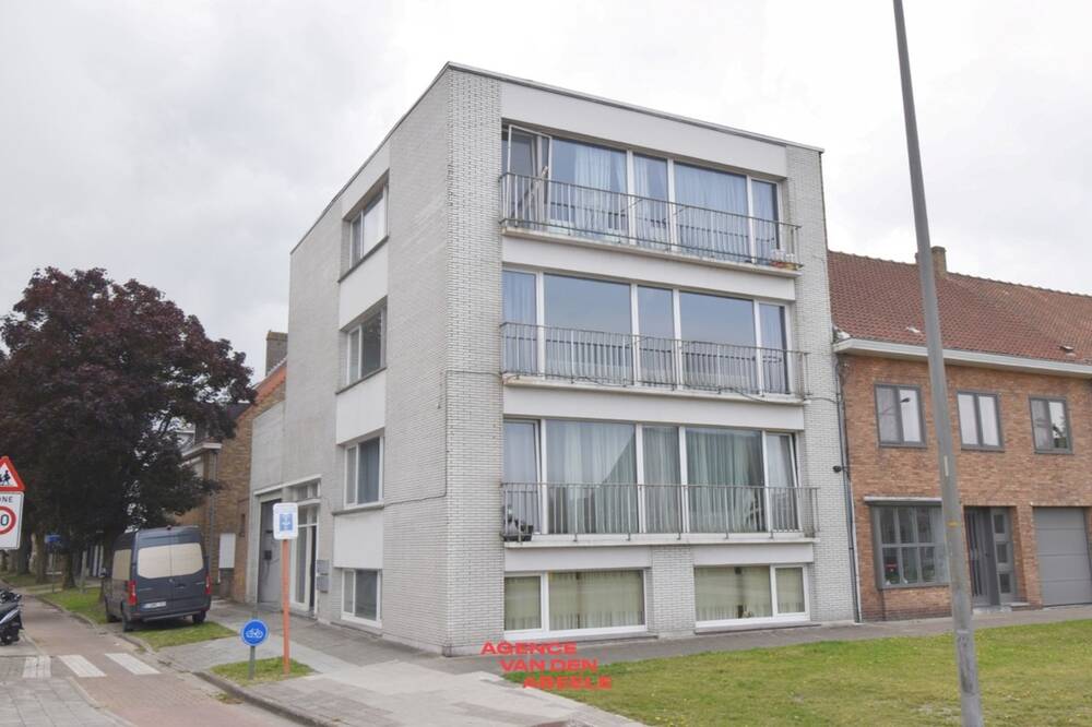 Duplex te  huur in Sint-Andries 8200 875.00€ 3 slaapkamers m² - Zoekertje 562023