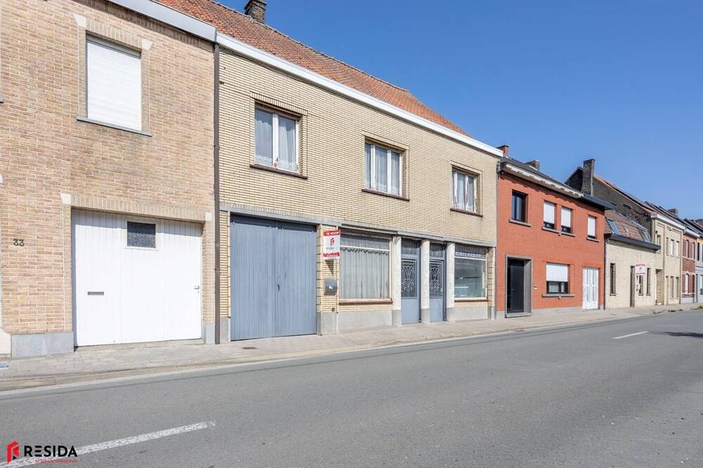 Huis te koop in Avelgem 8580 139000.00€ 5 slaapkamers 242.00m² - Zoekertje 562605