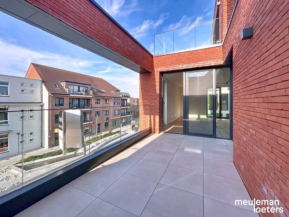 Appartement te huur in Oostkamp 8020 1285.00€ 3 slaapkamers 156.00m² - Zoekertje 562608