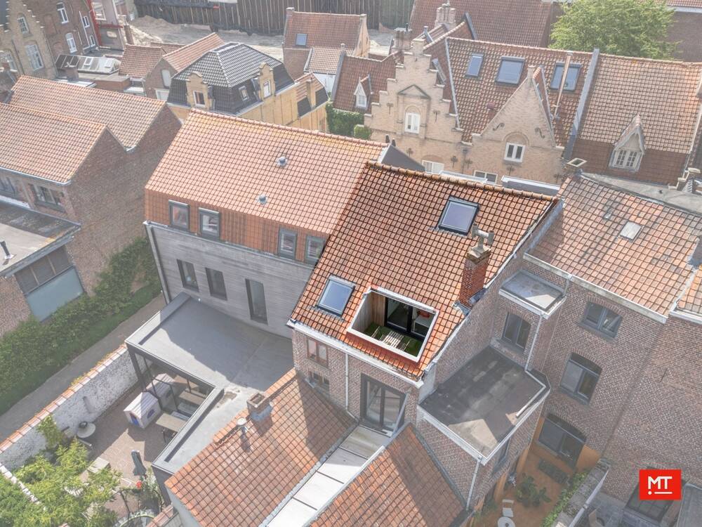 Appartement te  koop in Ieper 8900 207000.00€ 1 slaapkamers 71.00m² - Zoekertje 563055