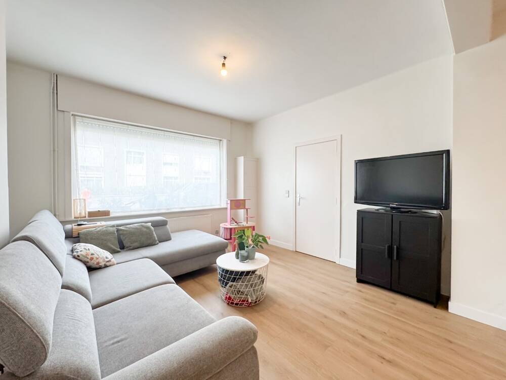 Huis te koop in Sint-Andries 8200 299000.00€ 3 slaapkamers m² - Zoekertje 562981