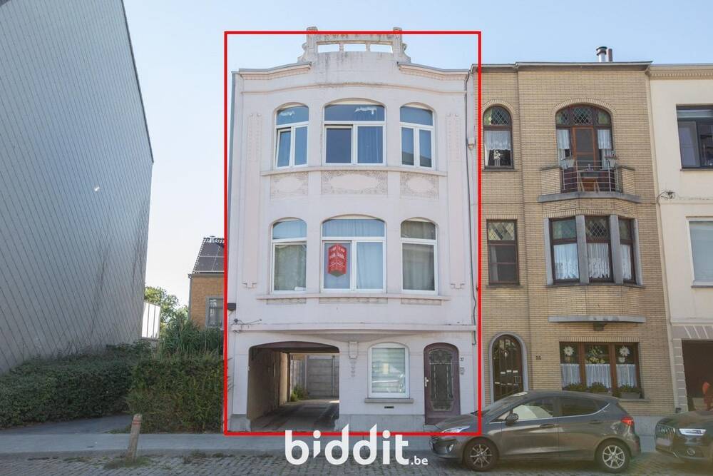 Huis te  koop in Blankenberge 8370 125000.00€ 3 slaapkamers m² - Zoekertje 563634
