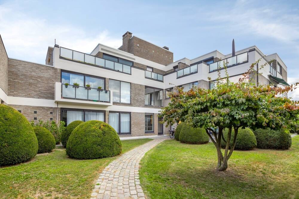Appartement te  koop in Sint-Andries 8200 264000.00€ 2 slaapkamers m² - Zoekertje 563411