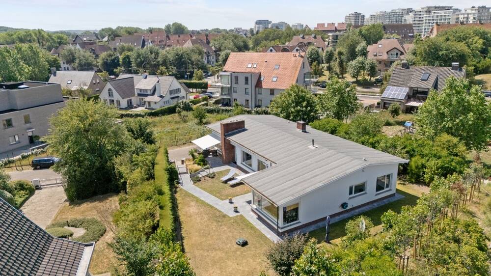Villa te  koop in De Panne 8660 629000.00€ 5 slaapkamers 194.00m² - Zoekertje 564113