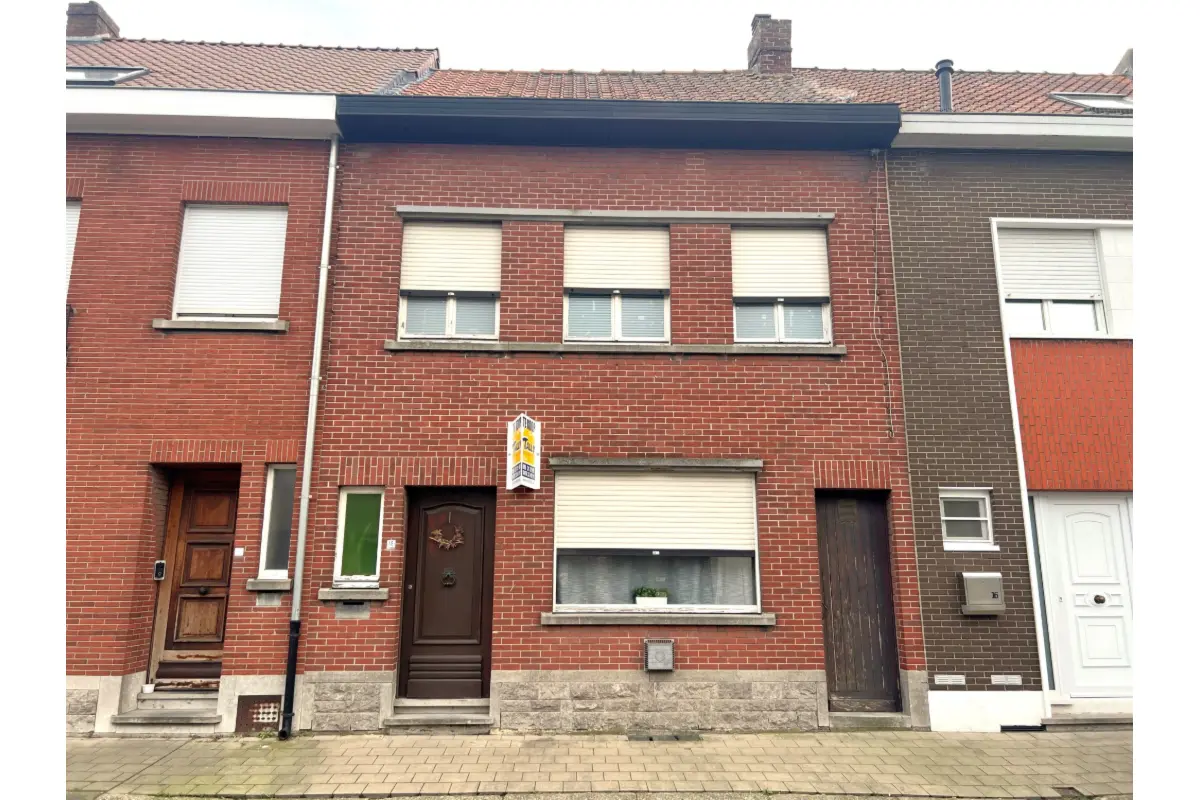 Huis te  koop in Wervik 8940 110000.00€ 3 slaapkamers 125.00m² - Zoekertje 563978
