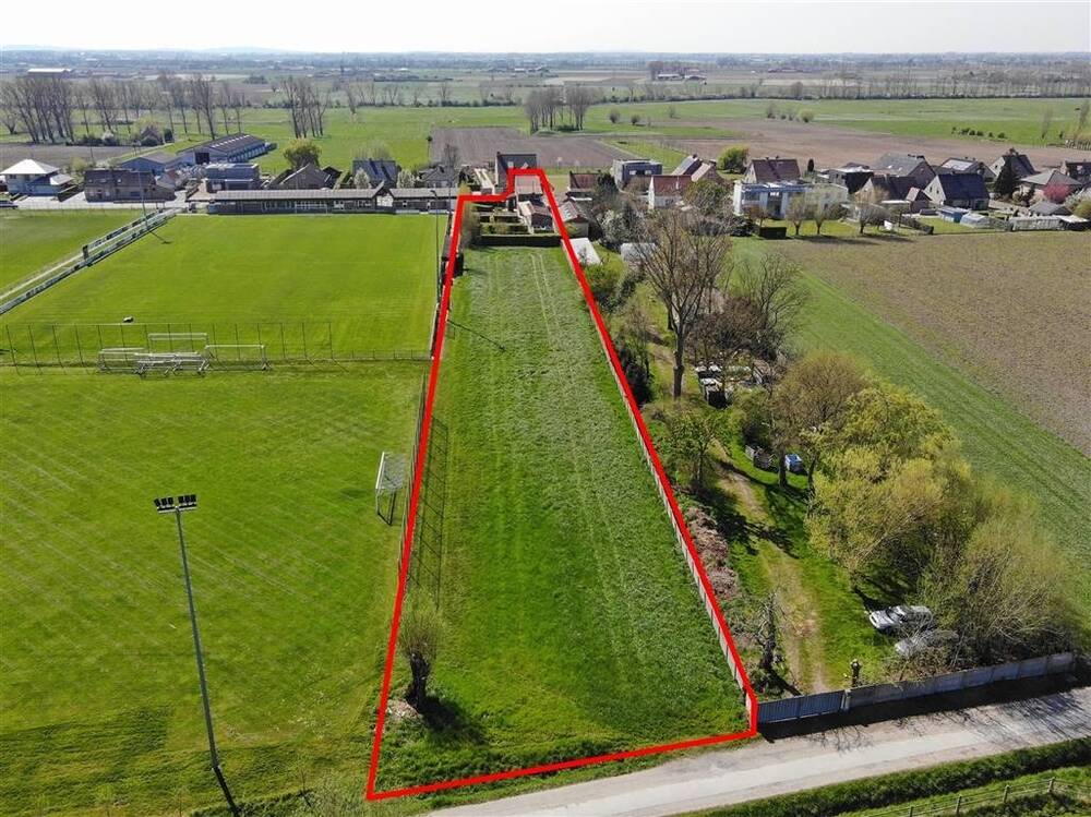 Huis te  koop in Merkem 8650 238000.00€ 3 slaapkamers 168.00m² - Zoekertje 563993