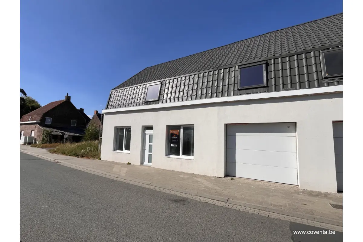 Huis te  in Roeselare 8800 299000.00€ 4 slaapkamers 208.00m² - Zoekertje 565804