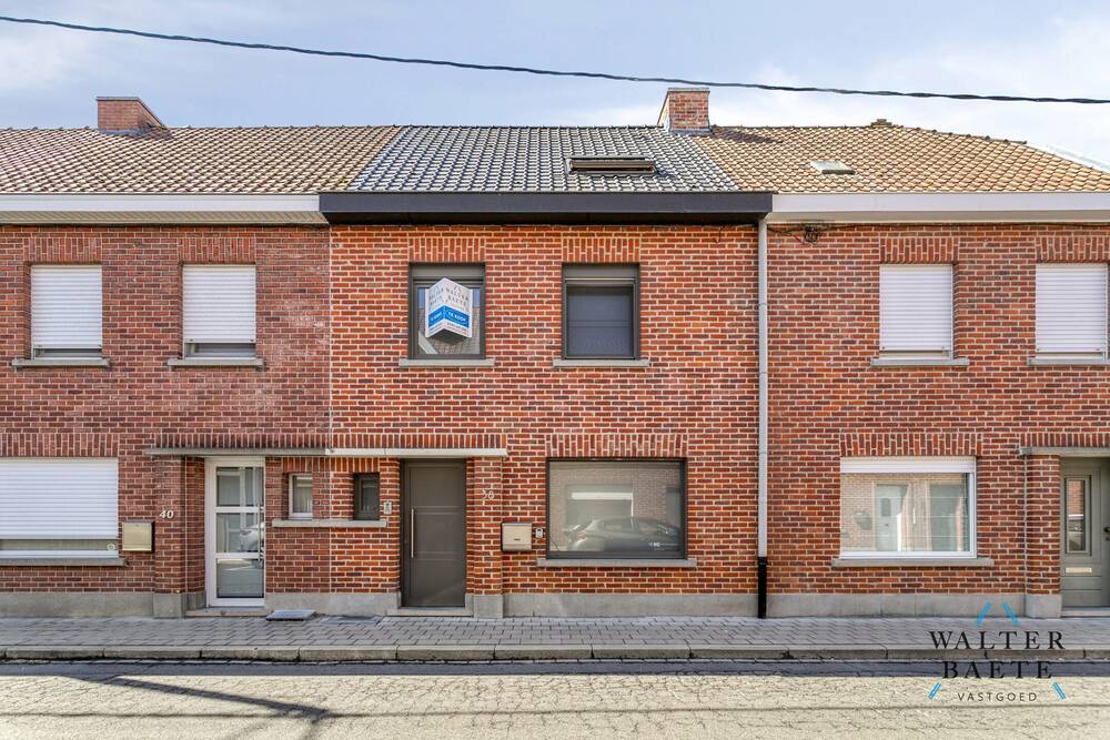 Huis te  koop in Ledegem 8880 255000.00€ 2 slaapkamers 151.00m² - Zoekertje 565995