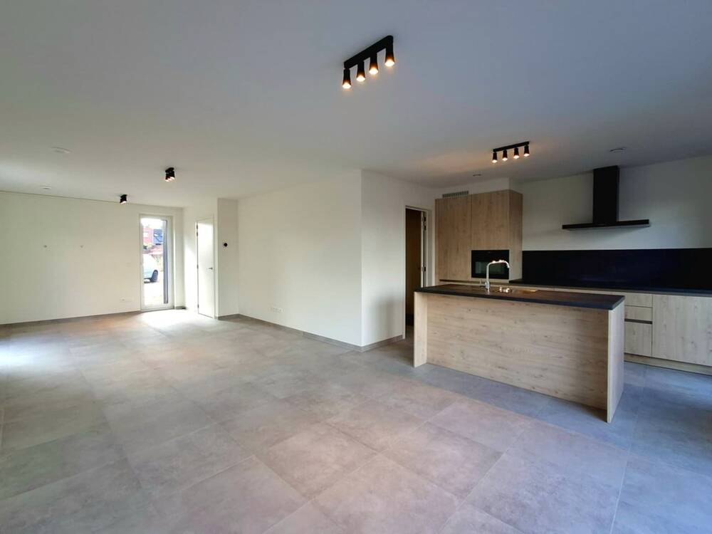 Huis te  huur in Dentergem 8720 1250.00€ 3 slaapkamers 140.00m² - Zoekertje 566529