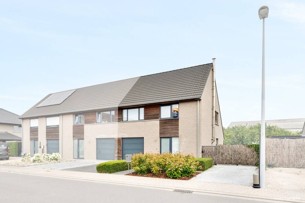 Huis te in Roeselare 8800 395000.00€ 3 slaapkamers 165.00m² - Zoekertje 566214