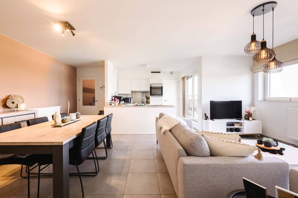 Appartement te huur in Roeselare 8800 850.00€ 2 slaapkamers 88.00m² - Zoekertje 566150